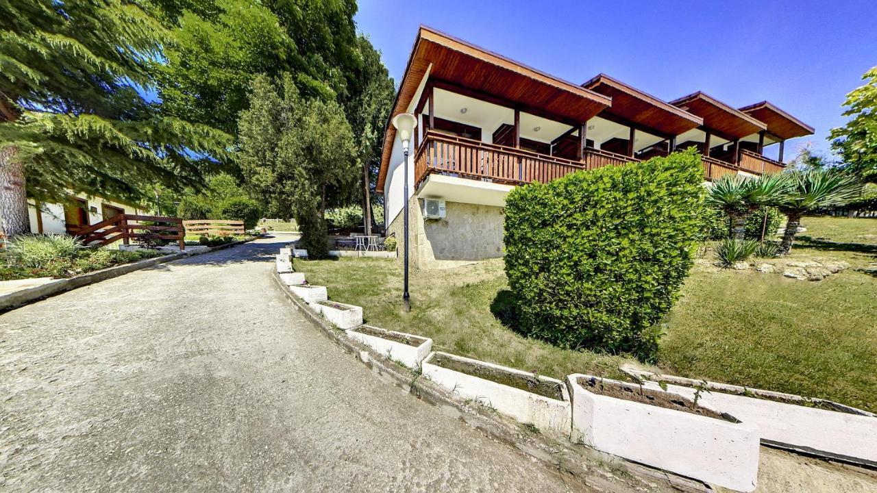 Complex Fichoza Hotel Varna Exterior foto